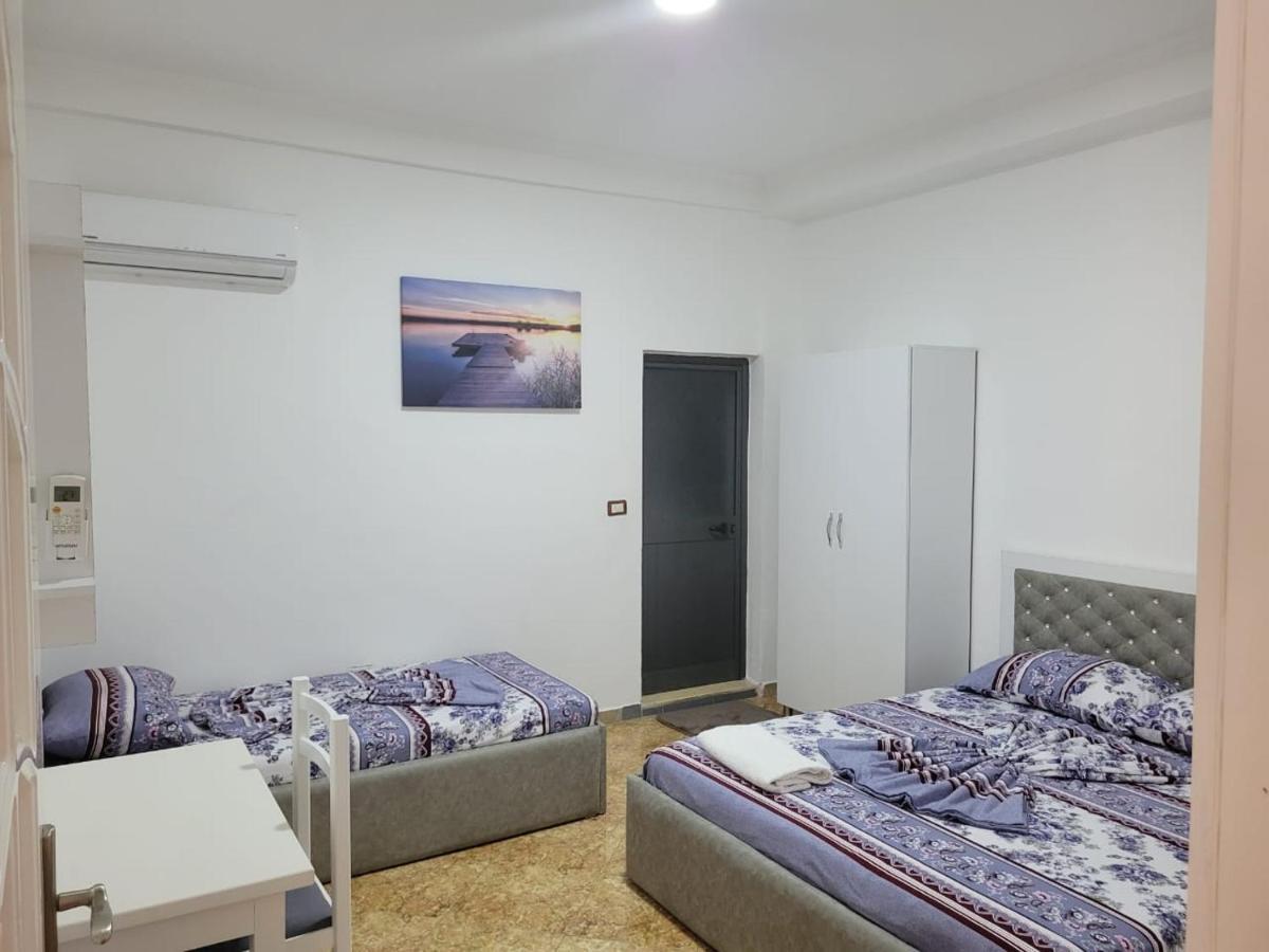 Peshkopi Hotel Reci מראה חיצוני תמונה