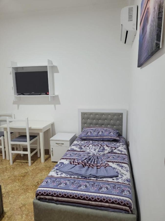 Peshkopi Hotel Reci מראה חיצוני תמונה