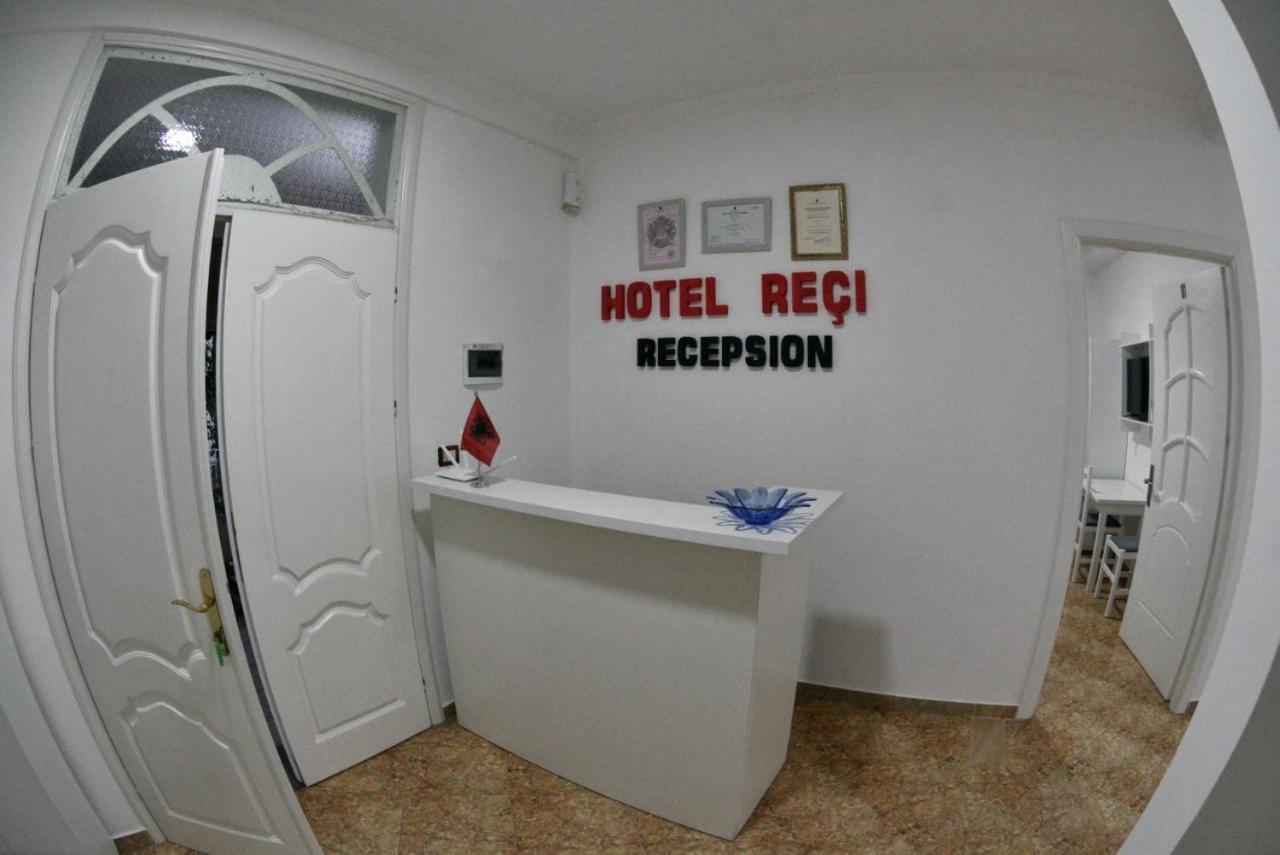 Peshkopi Hotel Reci מראה חיצוני תמונה