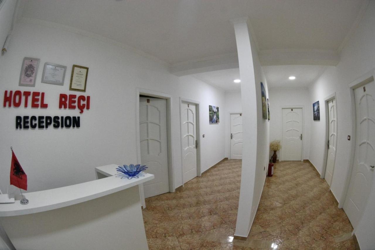 Peshkopi Hotel Reci מראה חיצוני תמונה