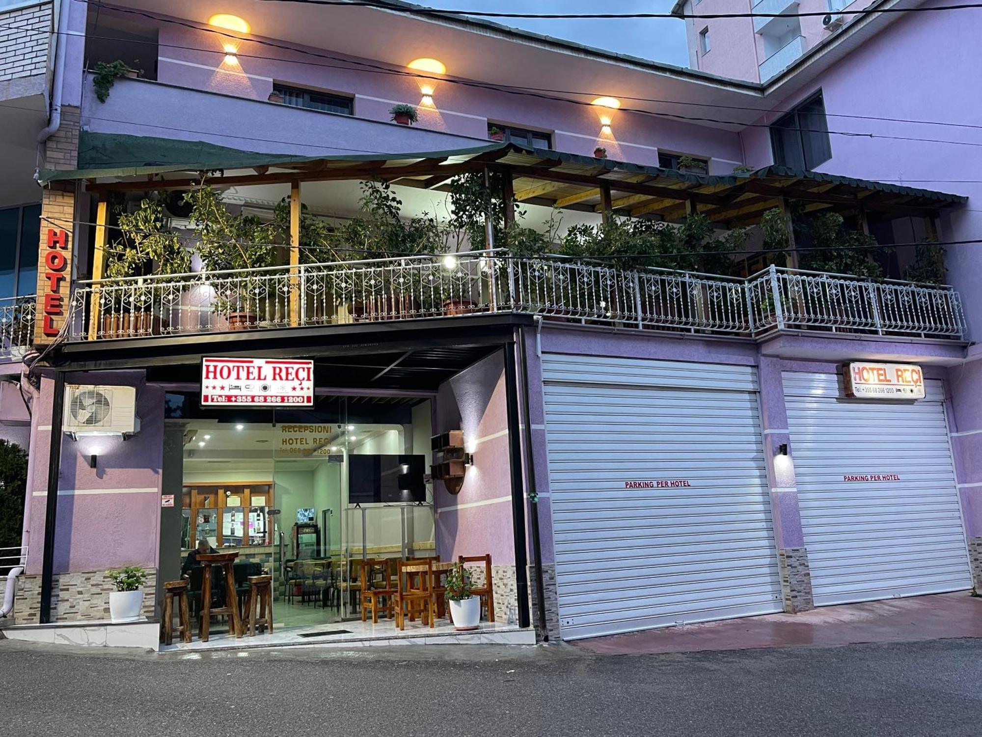 Peshkopi Hotel Reci מראה חיצוני תמונה