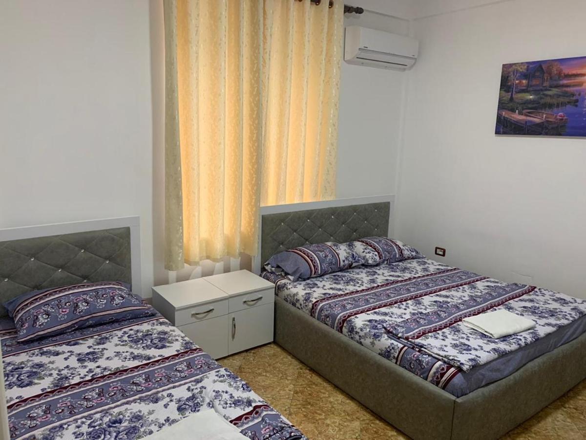 Peshkopi Hotel Reci מראה חיצוני תמונה